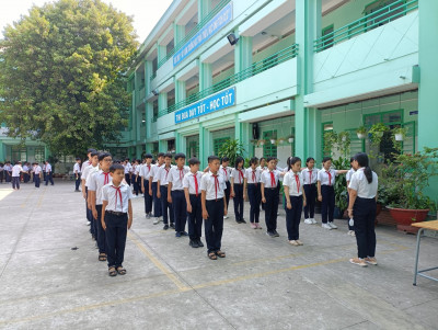 LIÊN ĐỘI TỔ CHỨC HỘI THI NGHI THỨC ĐỘI CẤP TRƯỜNG - NĂM HỌC: 2023 -2024