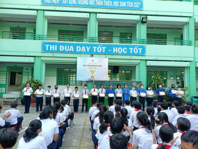 SINH HOẠT CHỦ ĐIỂM: “THIẾU NHI VUI KHỎE –TIẾN BƯỚC LÊN ĐOÀN” VÀ TUYÊN DƯƠNG “CHIẾN SỸ NHỎ ĐIỆN BIÊN”