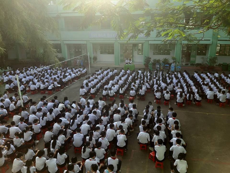 LIÊN ĐỘI TRƯỜNG THCS PHÚ CƯỜNG PHÁT ĐỘNG VÀ THỰC HIỆN PHONG TRÀO “MỖI TUẦN MỘT CÂU CHUYỆN ĐẸP, MỘT CUỐN SÁCH HAY, MỘT TẤM GƯƠNG SÁNG”