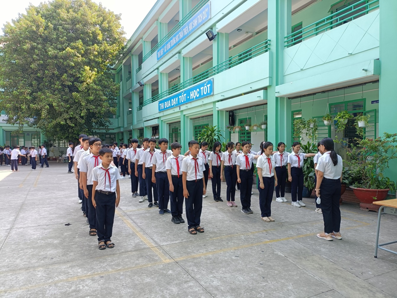 LIÊN ĐỘI TỔ CHỨC HỘI THI NGHI THỨC ĐỘI CẤP TRƯỜNG - NĂM HỌC: 2023 -2024