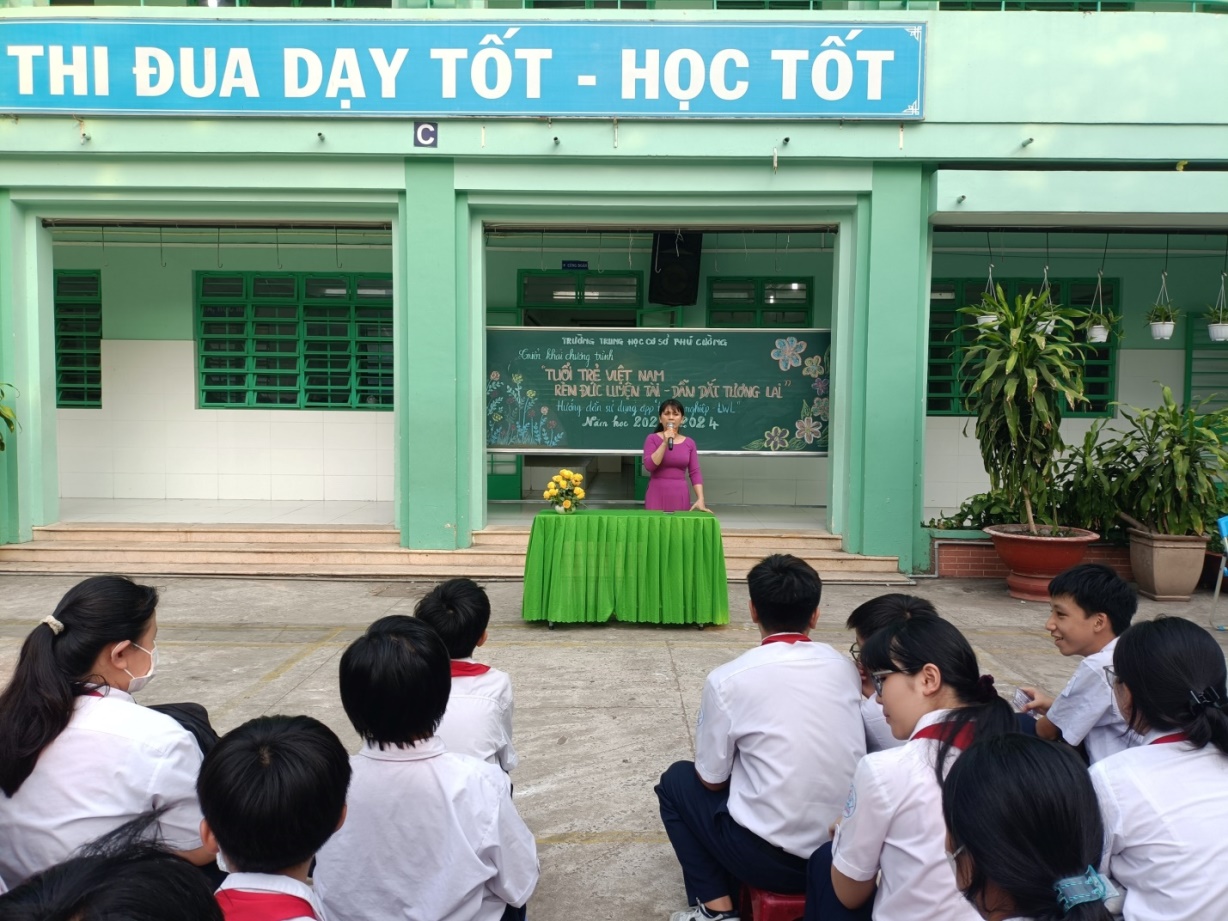 TRIỂN KHAI CHƯƠNG TRÌNH “TUỔI TRẺ VIỆT NAM – RÈN ĐỨC LUYỆN TÀI, DẪN DẮT TƯƠNG LAI”