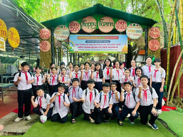 HÀNH TRÌNH VỀ NGUỒN VÀ TRẢI NGHIỆM THỰC TẾ: BÀI HỌC QUÝ GIÁ TỪ THỰC TIỄN CỦA HỌC SINH KHỐI 6, 7