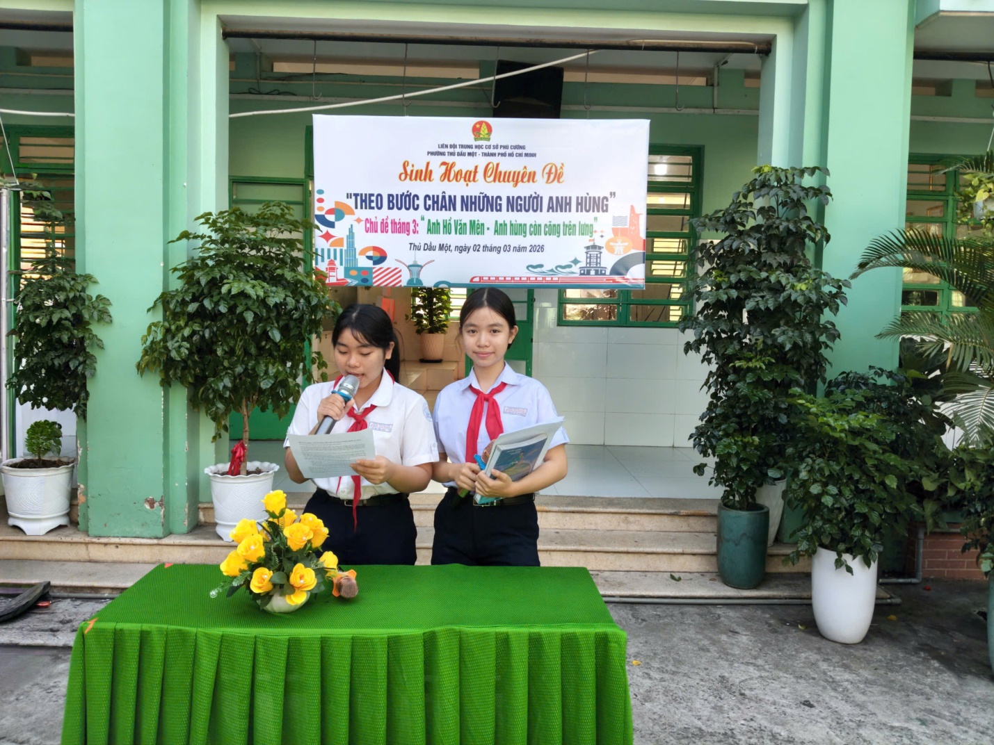 THEO BƯỚC CHÂN NHỮNG NGƯỜI ANH HÙNG: SÁNG MÃI TÊN ANH HỒ VĂN MÊN