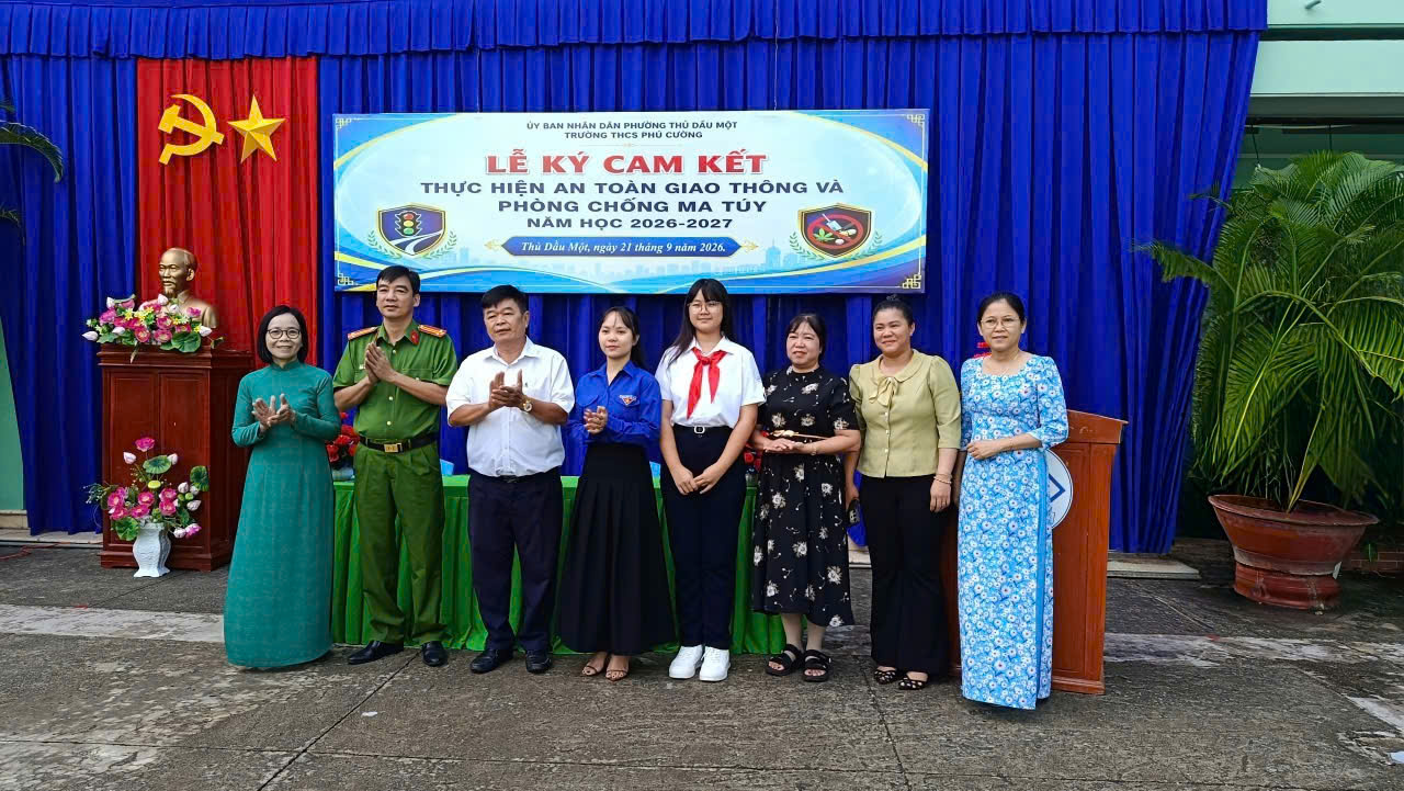 TỔ CHỨC LỄ PHÁT ĐỘNG HỌC SINH NGHIÊM CHỈNH CHẤP HÀNH LUẬT AN TOÀN GIAO THÔNG VÀ PHÒNG CHỐNG MA TÚY  NĂM HỌC 2026 – 2027